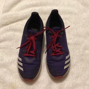 Used Adidas cloud foam sneakers